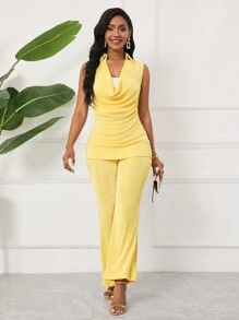 SHEIN Lady Ensemble deux pièces pour femmes : haut d'été à encolure drapée de couleur unie et pantalon évasé