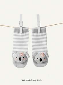 SHEIN 2對嬰兒考拉3D圖案襪子，適用於日常戶外穿著 - 彩色 - 查看 1