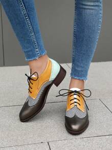 Women Retro British Style Flat Oxford Shoes Chunky Heel Lace-Up Color Block Brogue Shoes