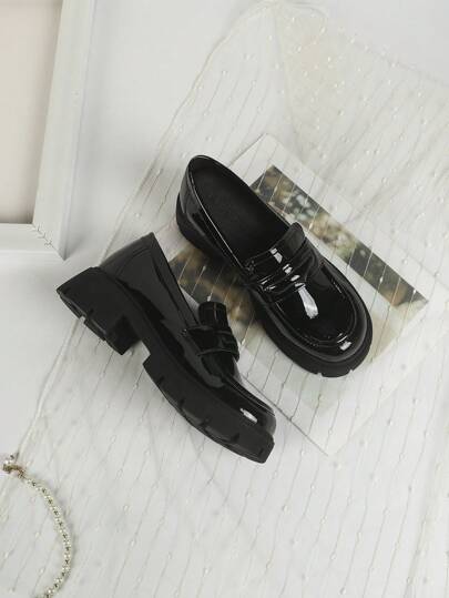 Scarpe da donna con tacco alto e nero, scarpe formali in pelle brevettata con suola spessa e plateau impermeabile, scarpe da lavoro slip-on