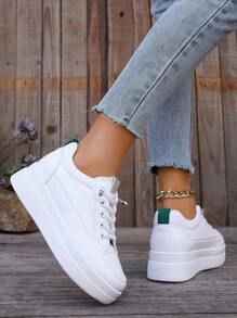 秋冬时尚百搭厚底软底女士运动鞋，可增高，无鞋带，女士运动鞋