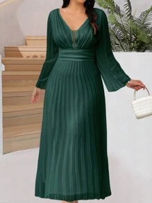 SHEIN Belle 大尺碼女式喇叭袖百褶連身裙 - 墨綠色 - 查看 3