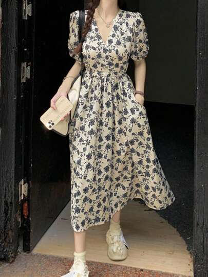 Women's Ditsy Floral Mid-Length Short Sleeve Dress, Girly Style