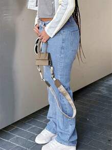 女式休闲水洗口袋直筒牛仔裤 - 淺色水洗藍 - 查看 3