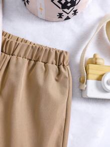 SHEIN 男童夏季幾何圖案開衫背心短褲套裝，附帽 - 卡其色 - 查看 4