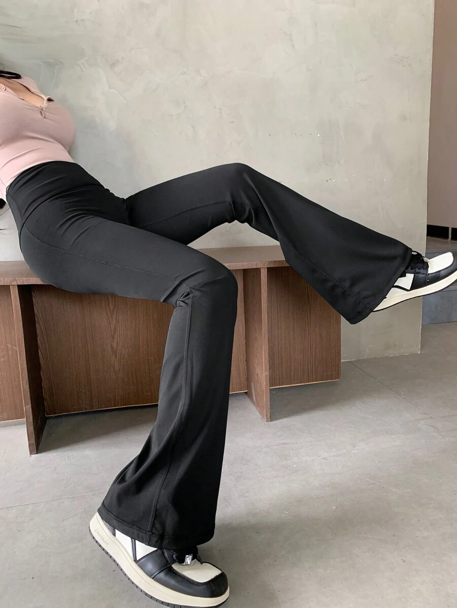 DAZY Solid Color Butt Lifting Flared Pants For Summer