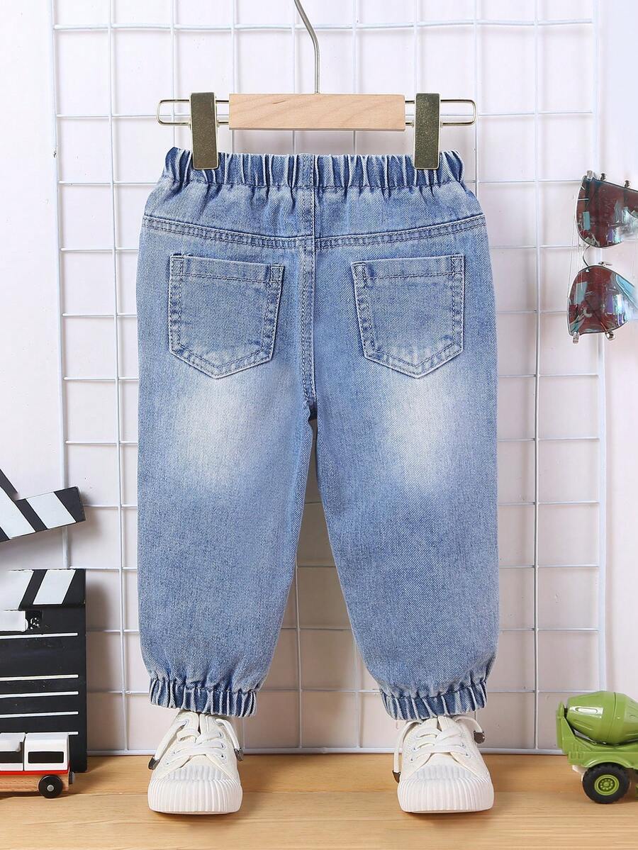 Vaqueros jogger informales y holgados para niño con letras lindas