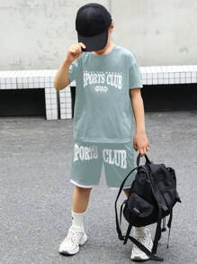 SHEIN 青少年男孩寬鬆下垂袖T卹，採用字母印花和對比修邊短褲套裝