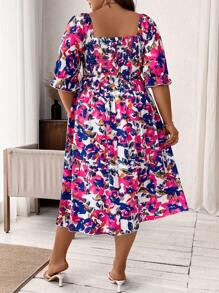 SHEIN Clasi Vestido de manga curta com decote quadrado e estampa floral para mulheres de Plus Size, estilo de férias de verão - Roxo - Visão 2