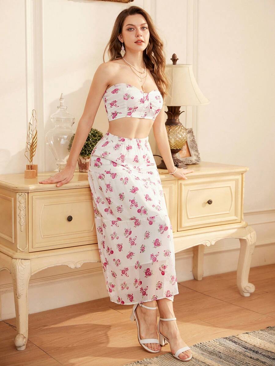 Aveloria Rosie 2pcs Set Women's Ruched Bust Crop Top With Random Ditsy Floral Print And High Waist A-Line Flare Skirt With Random Ditsy Floral Print