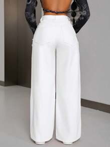 SHEIN PETITE 女士鬆身牛仔褲，配有磨損邊緣設計 - 白色 - 查看 2