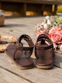 2024 New Summer Women  Deep Brown Woven Braided Strappy Beach Flat Sandals
