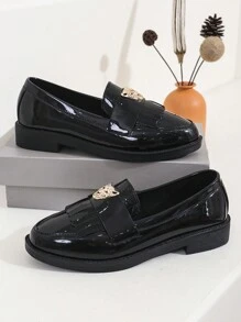 New Women Classic Black Casual Outdoor Four-Season Fringed Loafers With Leopard Head Decoration, Fashionable Lightweight Soft-Sole And Versatile Style For Students, Internet Celebrity And Fairy Style, Vacation And Dotted Flat Shoes