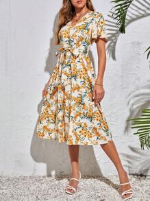 SHEIN Tall Floral Print Butterfly Sleeve Dress With Waist Belt