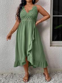 SHEIN VCAY Vestido de verano bohemio de talla grande con tirantes finos, adorno de volantes de calado y acabado cosido para tiempo libre y vacaciones - Verde militar - Ver 5