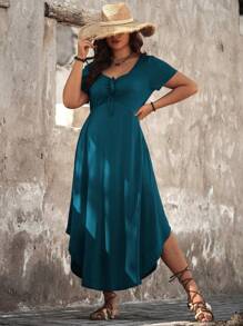 SHEIN LUNE Plus Size Solid Color Round Neck Pleated Front Tie-Up Dress