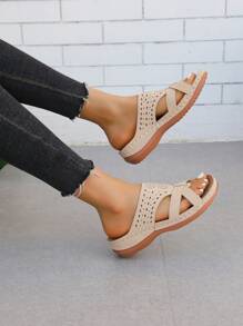 Sandalias de plataforma gruesa retro para mujer con corte láser al aire libre, abiertas en la punta y de moda sexy