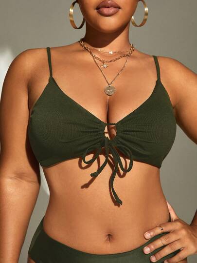 SHEIN Swim Curve Plus Size Women Summer Beach Tie-Front Solid Color Bikini Top For Vacation