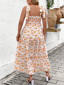 SHEIN Franclia 大碼迷你花卉假日風格背心連身裙，適用於春夏季 - 黃色 - 查看 2