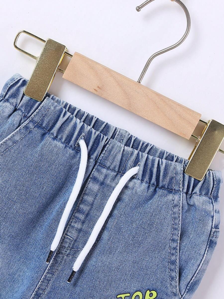 Vaqueros jogger informales y holgados para niño con letras lindas