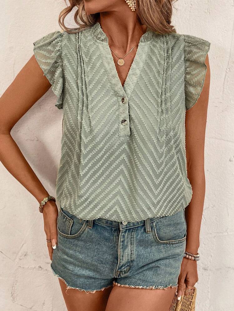 Women's Solid Color Missing Collar Cap Sleeve Shirt (Missing Collar), Flowing Cut Flower Chiffon Material, Summer Top, Spring Break Top, Front Center Placket Decorative Wooden Buttons, Three-Dimensional Ruffle Sleeves, Breathable Back, Suitable For Vacation Casual Outing, Beach Vacation, Wedding Season Green Christmas