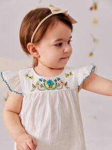 SHEIN Ensemble bébé fille d'été comprenant un Top à manches courtes avec fleurs brodées et un short unicolore simple, avec un serre-tête - Multicolore - Voir 4