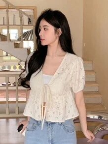Dazy Designer Cárdigan corto de punto para mujer con camiseta con diseño de banda y volante, para verano