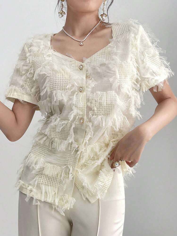 Women Elegant Sweetheart Neck Appliques Short Sleeve Summer Shirt
