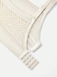 LUVLETTE Lingerie Lounge Curve Wireless Unlined V-Neck Lace Elegance Bralette White Minimizer Bra Comfortable Must-Haves