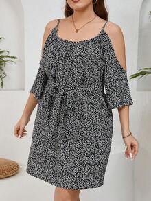 SHEIN Essnce Đầm trễ vai in họa tiết cây cỡ lớn dành cho nữ, rộng rãi với thiết kế xếp li và vòng eo có dây rút, hoàn hảo cho kỳ nghỉ - Nhiều màu - Xem 3