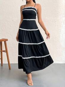 Firerie Vestido midi de tirantes finos con bloqueo de color negro y blanco en estilo línea A, perfecto para vacaciones - Negro - Ver 5
