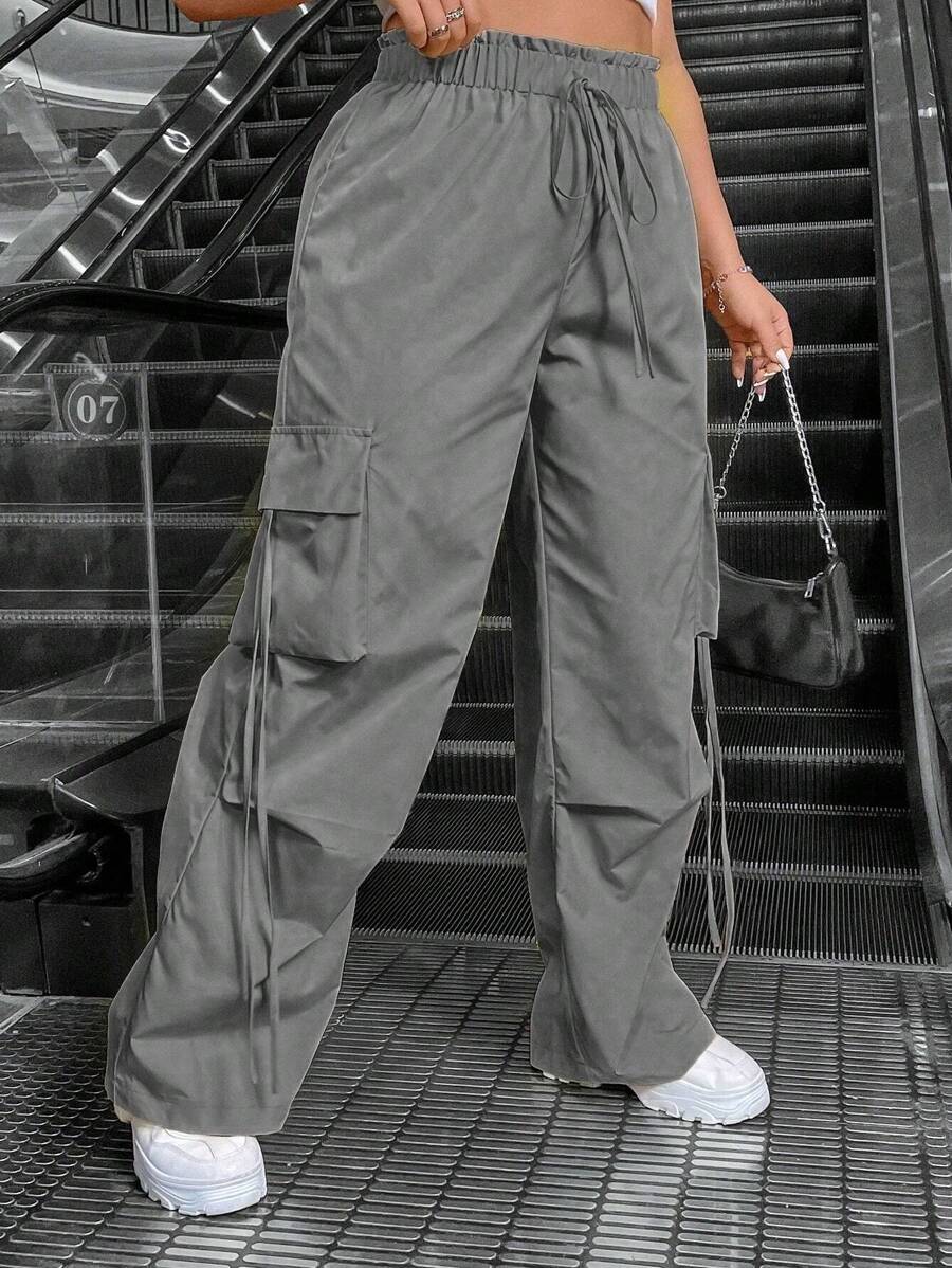 Flirla Pantalones de calle del estilo del herraje unicolor de talla extra con cinturones colgantes - Gris - Ver 1