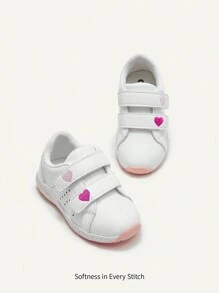 Cozy Pixies Fashionable Heart Element Colorblock Comfortable Breathable Baby Sports Shoes