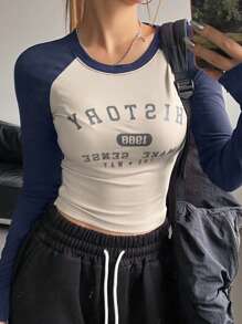 DAZY Màu Sắc Tương Phản Miếng Dán Cường Lực Raglan Tay Raglan In Chữ Cổ Tròn Slim Fit Dài Tay Áo Thun Nữ - Nhiều màu - Xem 1