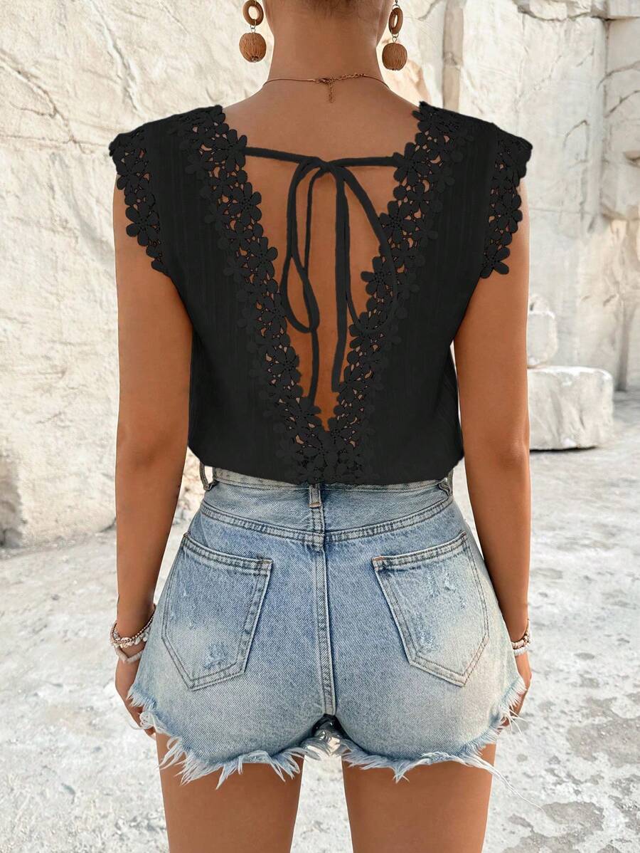 Breezaya 女士休閒無袖襯衫，採用水溶蕾絲拼接和後面打結設計 - 黑色 - 查看 1