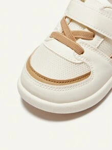 Cozy Pixies 兒童中性款白色卡其網布平底鞋,時尚設計,透氣舒適,適合日常穿著和運動 - 卡其色 - 查看 8