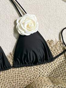 Swim Mod 女性夏季海灘度假3D花裝飾頸吊比基尼上衣 - 黑色 - 查看 4