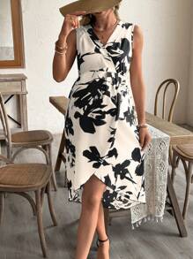 SHEIN Stylish Black And White Printed Sleeveless Maternity Dress