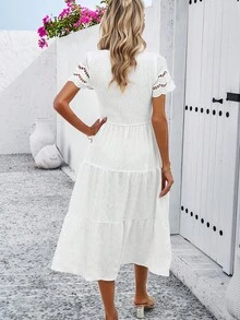 Xuân Hè 2024 Ngoại Thương Màu Trơn Ve Áo Rỗng Ra Đầm - trắng - Xem 2