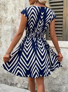 EMERY ROSE Women Simple Blue And White V-Neck Dress - Navy Blue - View 2