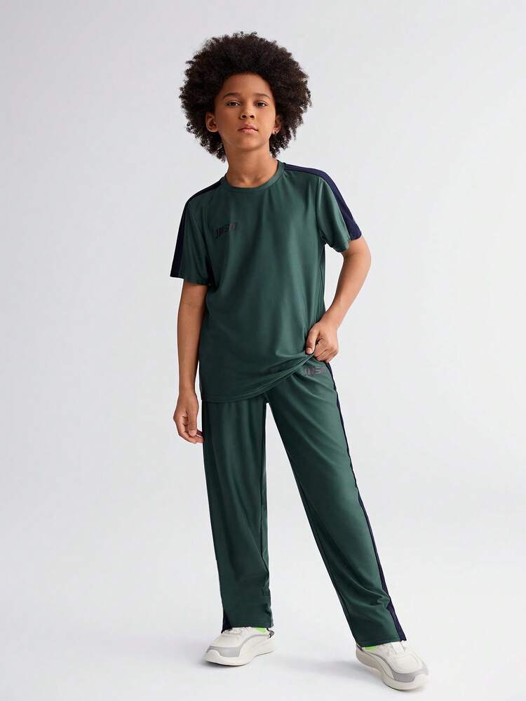 Tween Boy Knitted Patchwork Letter Printed Short Sleeve T-Shirt With Zipper And Pocket Design At Hemline With Long Pants Two Pieces Set