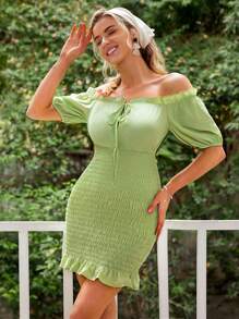 GENKIRA 夏季假期純色露肩荷葉邊短袖貼身連衣裙 - 綠色 - 查看 4