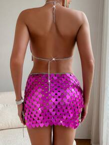VaVaBold Women Summer Metal Texture Chest Twist Chain Connection Short Neck Halter Top And Heart-Shaped Acrylic Skirt Party Set
