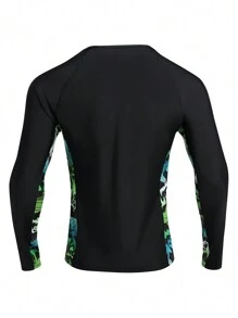 Manfinity Camiseta de lycra de surf para vacaciones en la playa con estampado aleatorio para hombres