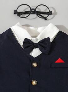 婚禮季：三件套正式紳士套裝，適用於嬰兒男孩，包括開襠長袖爬衣，蝴蝶結細節蝴蝶結，西裝燕尾服馬甲和帽子。浪漫，時尚，華麗，適用於生日派對，晚會，婚禮，滿月慶典，洗禮和第一個生日。 - 彩色 - 查看 3