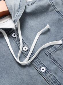 Manfinity Hypemode Casual Men Hooded Denim Shirt For Daily Wear And Easy Matching Oversize Long Sleeve Jean Button Up Cotton Plain Light Grey Shirt, Going Out Going Out Hang Out Street Urban Vacation