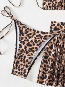 Swim SXY Set de 3 piezas de traje de baño para mujer con estampado de leopardo que incluye cubierta con falda y bikini de patrones impresos al azar para vacaciones de verano en la playa