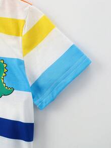 男童休閒圓領條紋t恤和短褲套裝