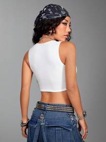 SHEIN EZwear Top sin mangas estilo callejero con bordado de remiendos y cuello recortado para uso casual en verano