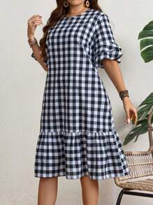 SHEIN LUNE 女士加大码格子荷叶边袖连衣裙舒适 - 黑與白 - 查看 6